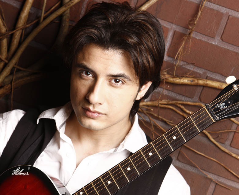 Ali Zafar wants to come out of chocolate boy image